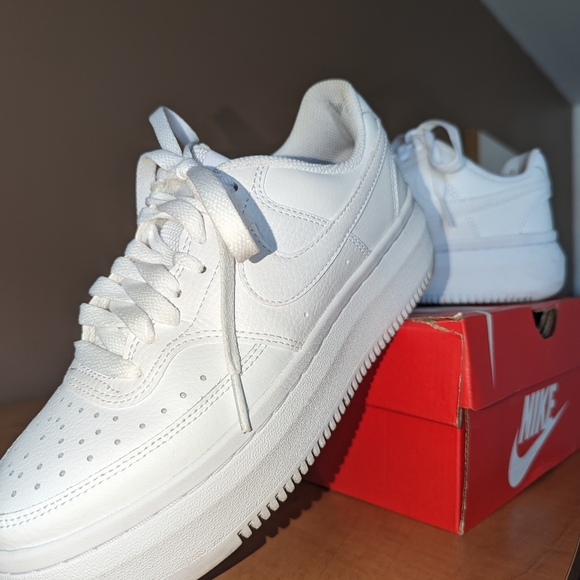 Nike Court Vision Alta white leather sneakers,size 6.5 - Picture 4 of 6